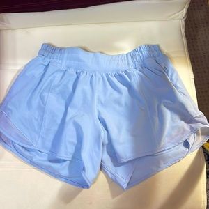 Lululemon light blue size 6– 4inch